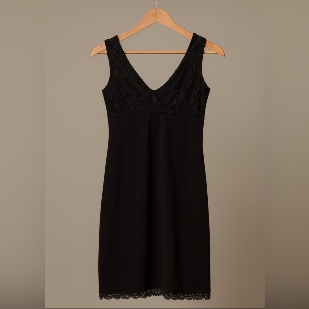 Vintage My Michelle black floral lace v neck slip dress sz M whimsigoth party